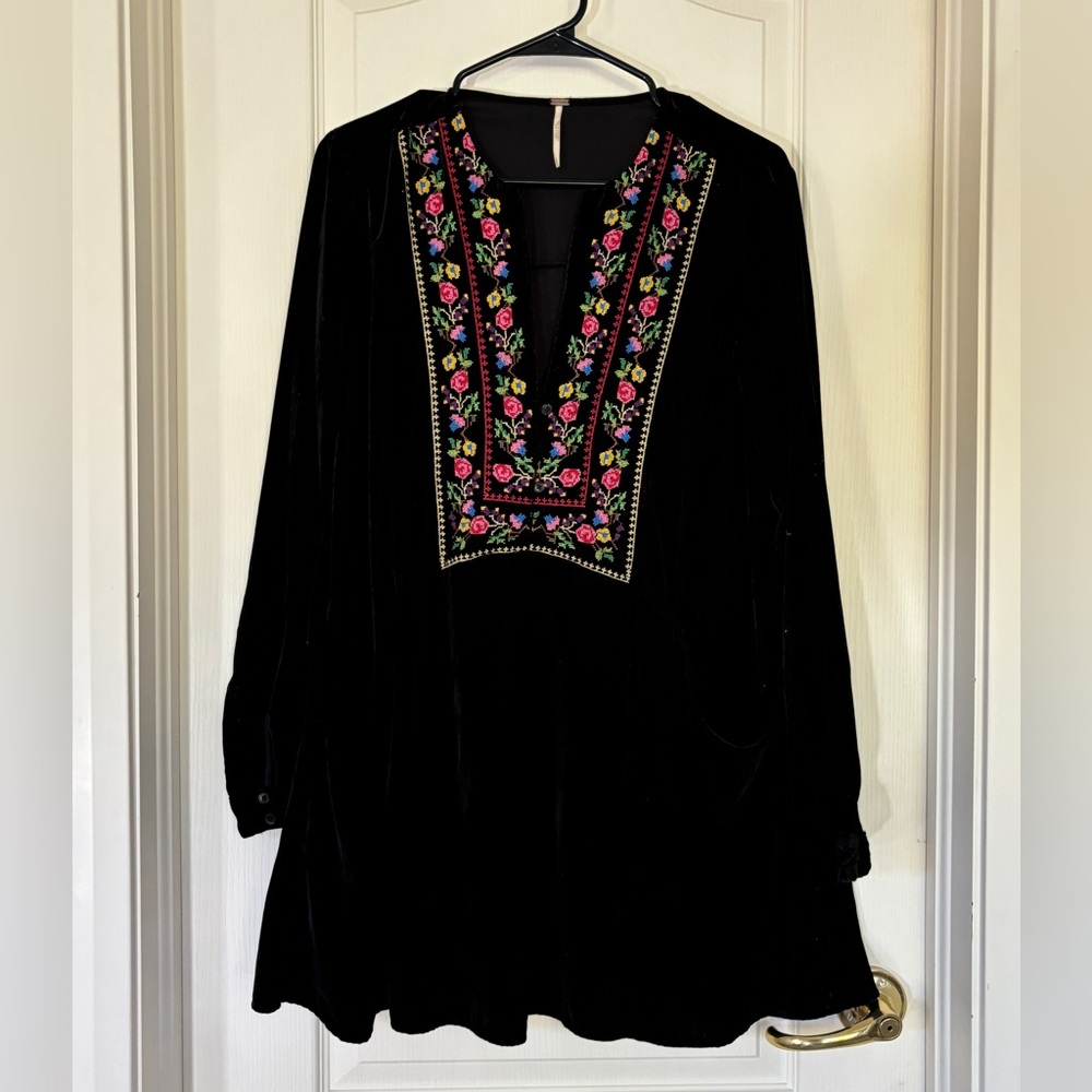 Free People Velvet Embroidered Tunic Dress Black Boho Floral Size Small